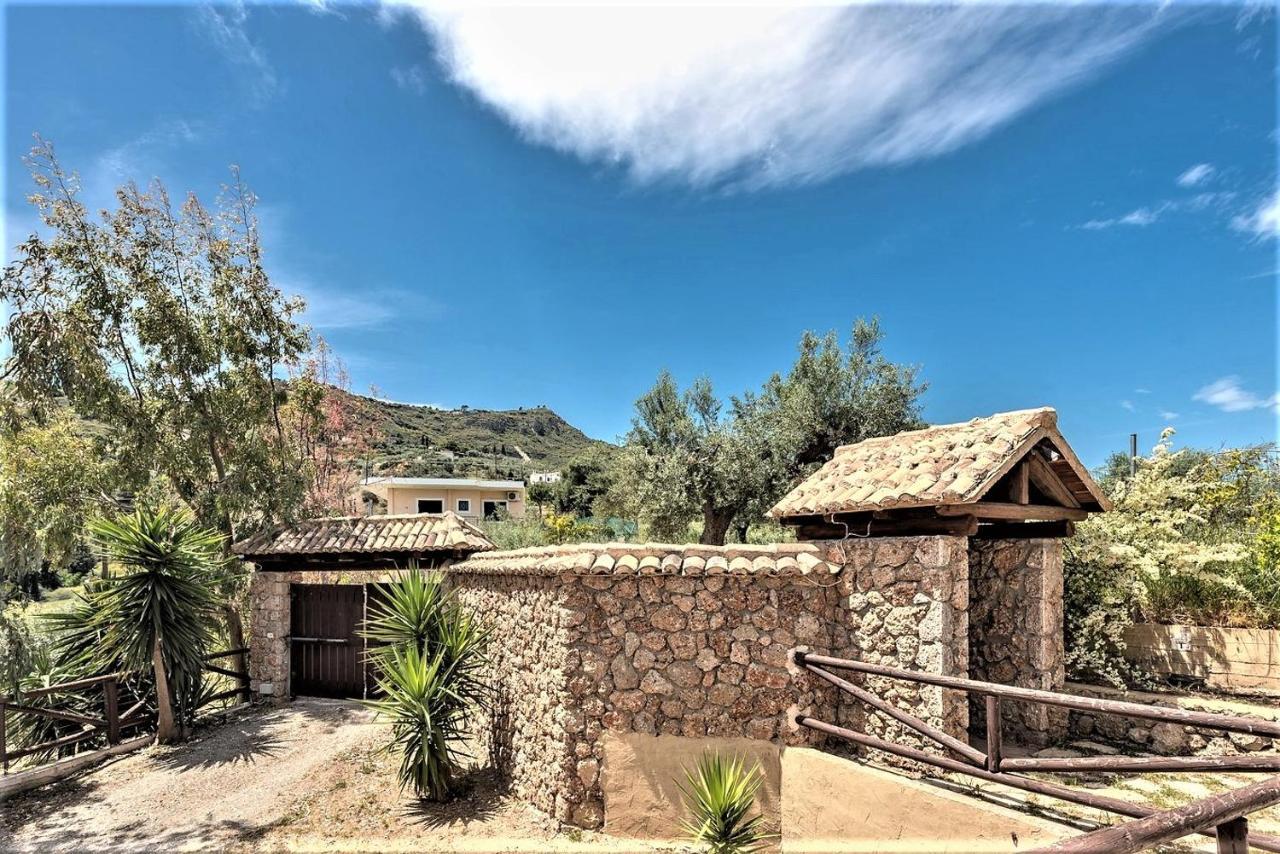 Ampelos Estate Akráta Exterior foto