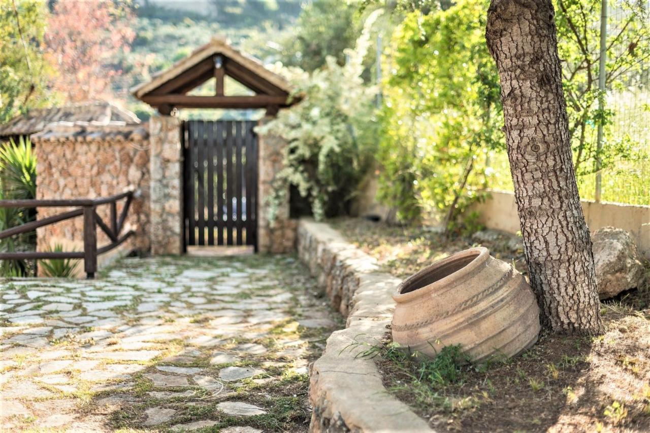 Ampelos Estate Akráta Exterior foto